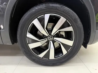 Volkswagen Tayron 2022, 25000 км, за 152800 CNY