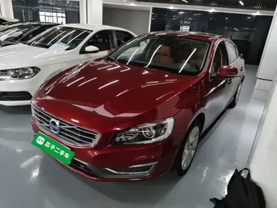 Volvo S60 · 2014 год
