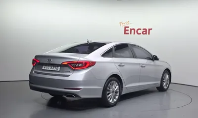 Hyundai Sonata 2015, 131960 км, за 9200000 KRW