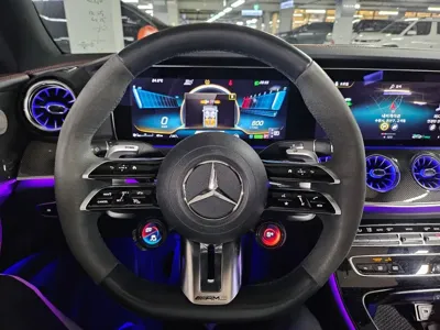Mercedes-Benz E-Class 2023, 49186 км, за 69900000 KRW