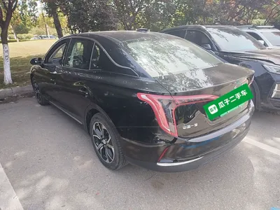 Hongqi E-QM5 2023, 20000 км, за 87078.34 CNY