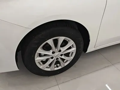 Roewe i5 2025, 100 км, за 54500 CNY - фото 23