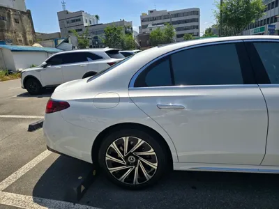 Mercedes-Benz E-Class · 2024 год