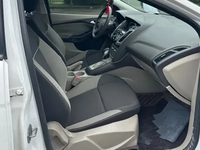 Ford Focus 2014, 118000 км, за 14800 CNY - фото 9