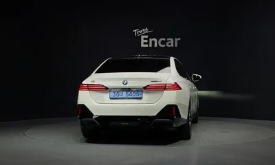 BMW i5 2024, 37508 км, за 63990000 KRW