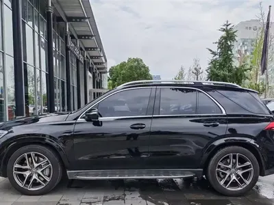 Mercedes-Benz GLE AMG 2023, 22400 км, за 569800 CNY - фото 3