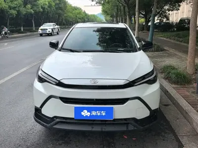 Toyota Frontlander 2026, 5200 км, за 105800 CNY