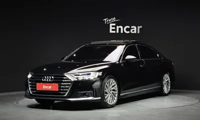 Audi A8 · 2020 год