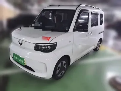 Wuling Zhiguang EV 2025, 12300 км, за 50500 CNY