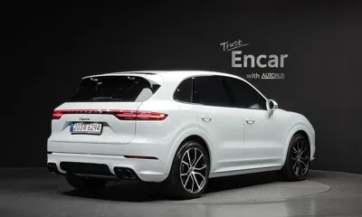 Porsche Cayenne 2023, 24676 км, за 103900000 KRW - фото 2