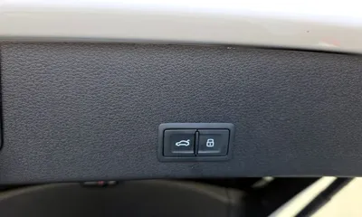 Audi e-tron 2022, 141243 км, за 39900000 KRW - фото 33
