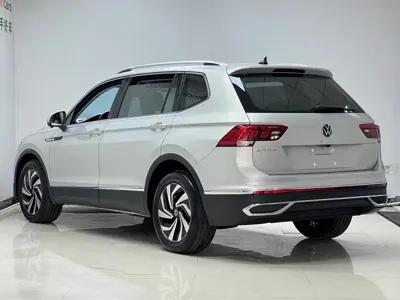 Volkswagen Tiguan L 2023, 15900 км, за 195799 CNY - фото 4