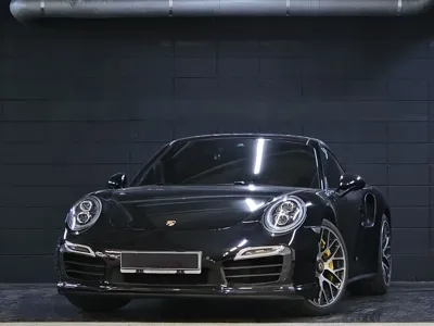 Porsche 911 · 2015 год