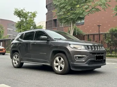 Jeep Compass 2019, 76000 км, за 38800 CNY