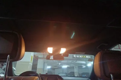 Mercedes-Benz E-Class 2015, 115400 км, за 93277.65 CNY - фото 15