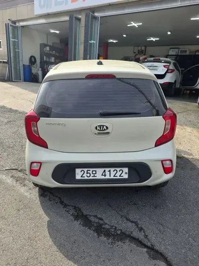 Kia Morning 2017, 100017 км, за 6800000 KRW