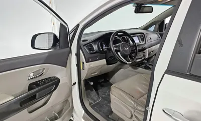 Kia Canival 2018, 197572 км, за 7900000 KRW - фото 11