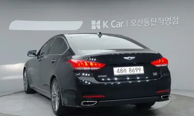 Hyundai Genesis 2016, 121823 км, за 13000000 KRW