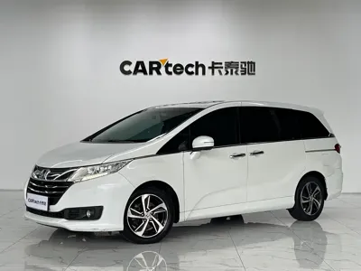 Honda Odyssey · 2016 год