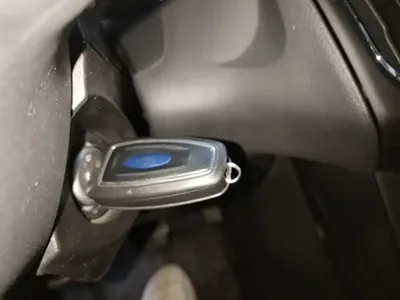 Ford Focus 2016, 65400 км, за 23100 CNY - фото 9