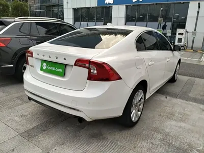 Volvo S60 2015, 176400 км, за 33300 CNY - фото 7