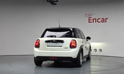 MINI Cooper 2019, 65689 км, за 14700000 KRW