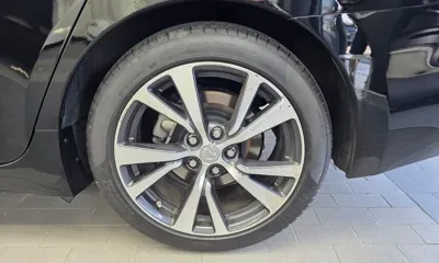 Nissan Maxima 2017, 120163 км, за 8200000 KRW - фото 21