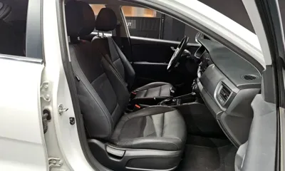 Kia Stonic 2018, 66981 км, за 11000000 KRW - фото 12