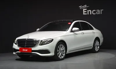 Mercedes-Benz E-Class · 2017 год