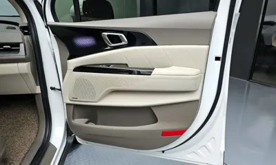 Kia Canival 2023, 33351 км, за 32900000 KRW - фото 25