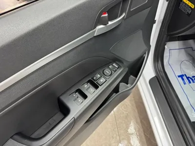Hyundai Avante 2020, 40868 км, за 15500000 KRW - фото 8