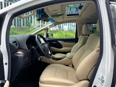 Toyota Alphard 2018, 53000 км, за 528000 CNY - фото 9