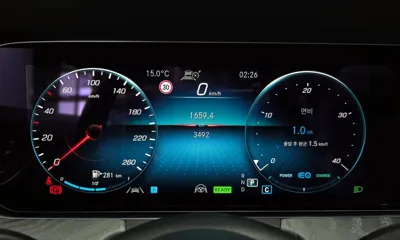 Mercedes-Benz E-Class 2021, 3492 км, за 64000000 KRW - фото 8