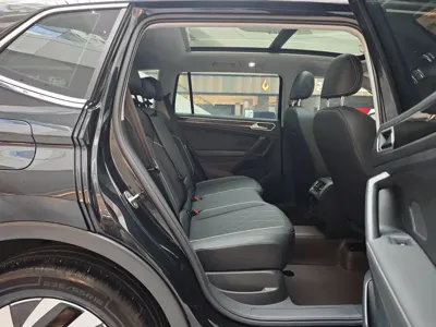 Volkswagen Tiguan L 2025, 7300 км, за 125800 CNY - фото 10