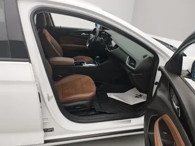 Buick Regal 2019, 79400 км, за 49800 CNY - фото 15