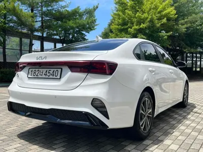 Kia K3 2022, 100000 км, за 13000000 KRW