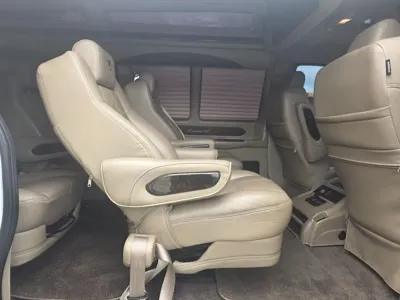 Chevrolet Express Van 2018, 111218 км, за 26500000 KRW - фото 9
