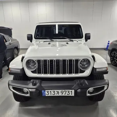 Jeep Wrangler 2024, 26460 км, за 56500000 KRW - фото 1