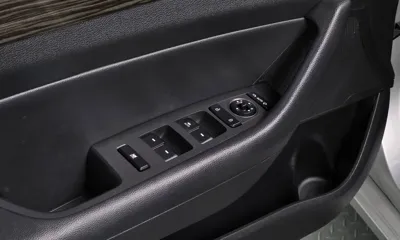 Hyundai Sonata 2015, 114547 км, за 8500000 KRW - фото 16