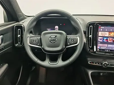 Volvo XC40 2023, 108400 км, за 85900 CNY - фото 11