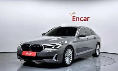 BMW 5-Series · 2022 год