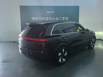 Li Auto Li L8 2022, 63800 км, за 189800 CNY - фото 3