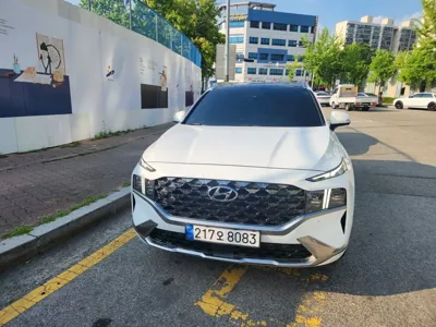 Hyundai Santafe 2023, 64700 км, за 36000000 KRW