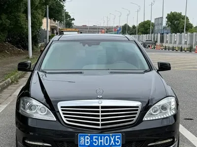 Mercedes-Benz S-Class · 2008 год