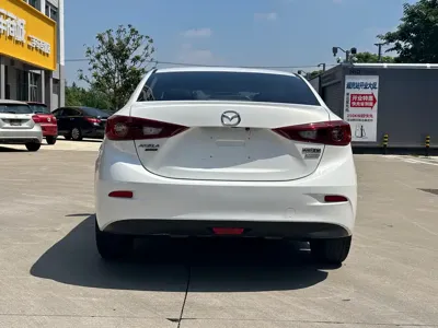 Mazda 3 Axela 2016, 136000 км, за 25800 CNY