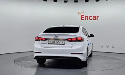 Hyundai Avante 2018, 118842 км, за 9900000 KRW - фото 4