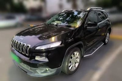 Jeep Cherokee · 2014 год