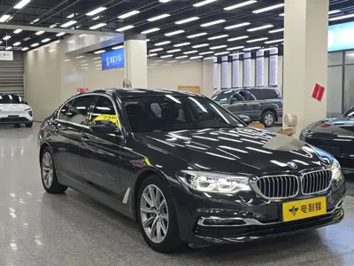 BMW 5 Series New Energy 2018, 100000 км, за 93800 CNY