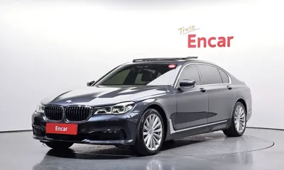 BMW 7-Series · 2016 год