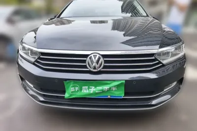 Volkswagen Magotan 2019, 72600 км, за 101772.4 CNY